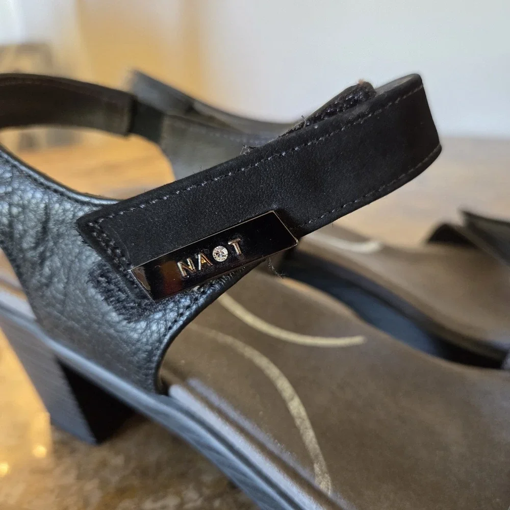 Naot Intact Sandals Wms 10 Black Block Heel Double Strap Boho basic chic EU 41